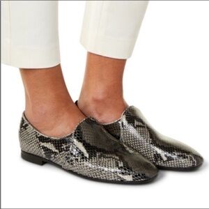 Aquatalia Revy Tan Black Sanke Embossed Slip On Loafers SZ 5.5